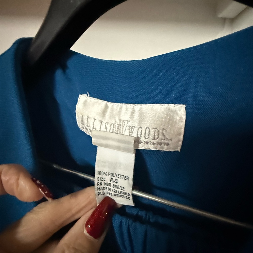 Allison Woods Blue suit with skirt